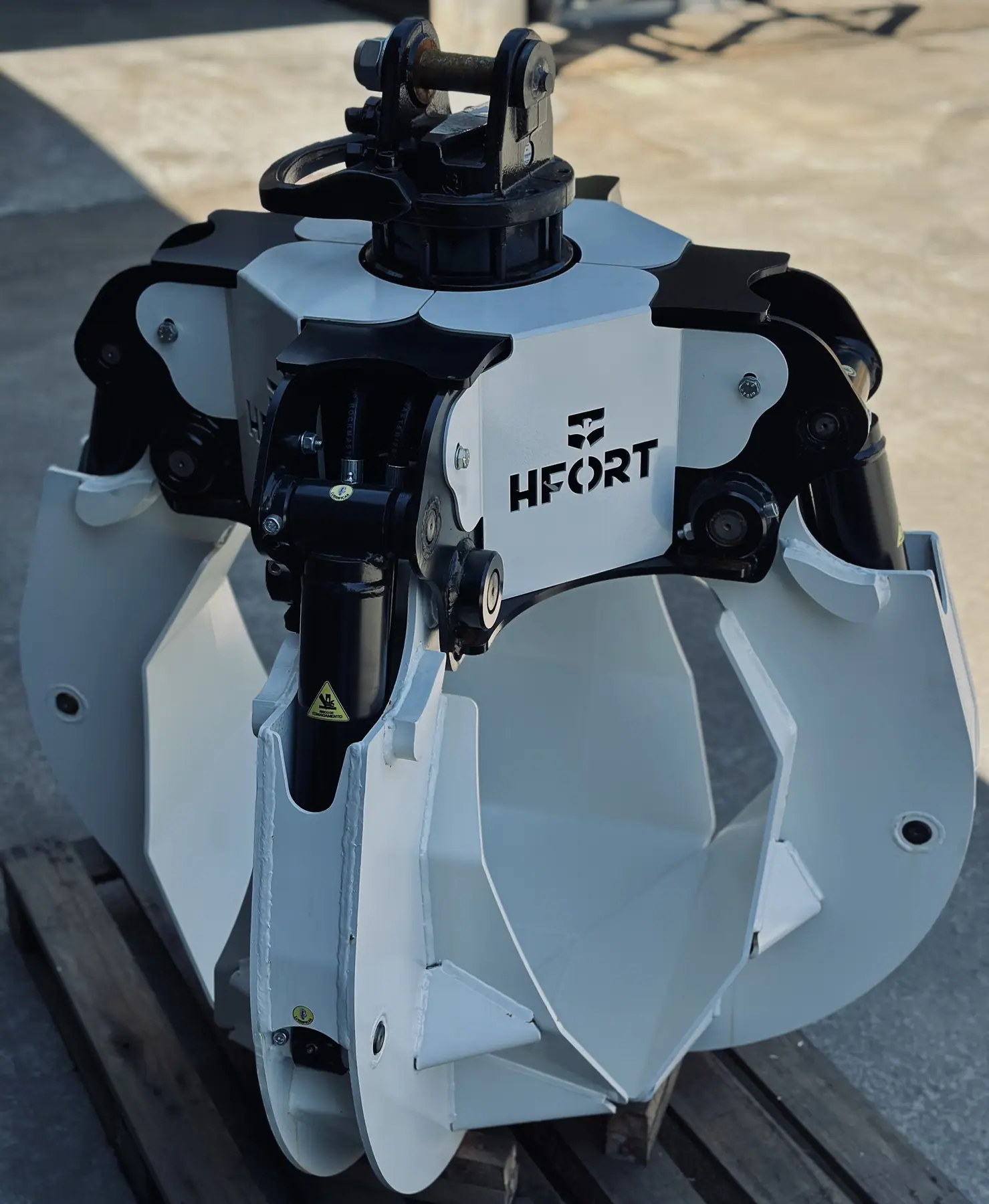 Garra Sucateira 300 L
