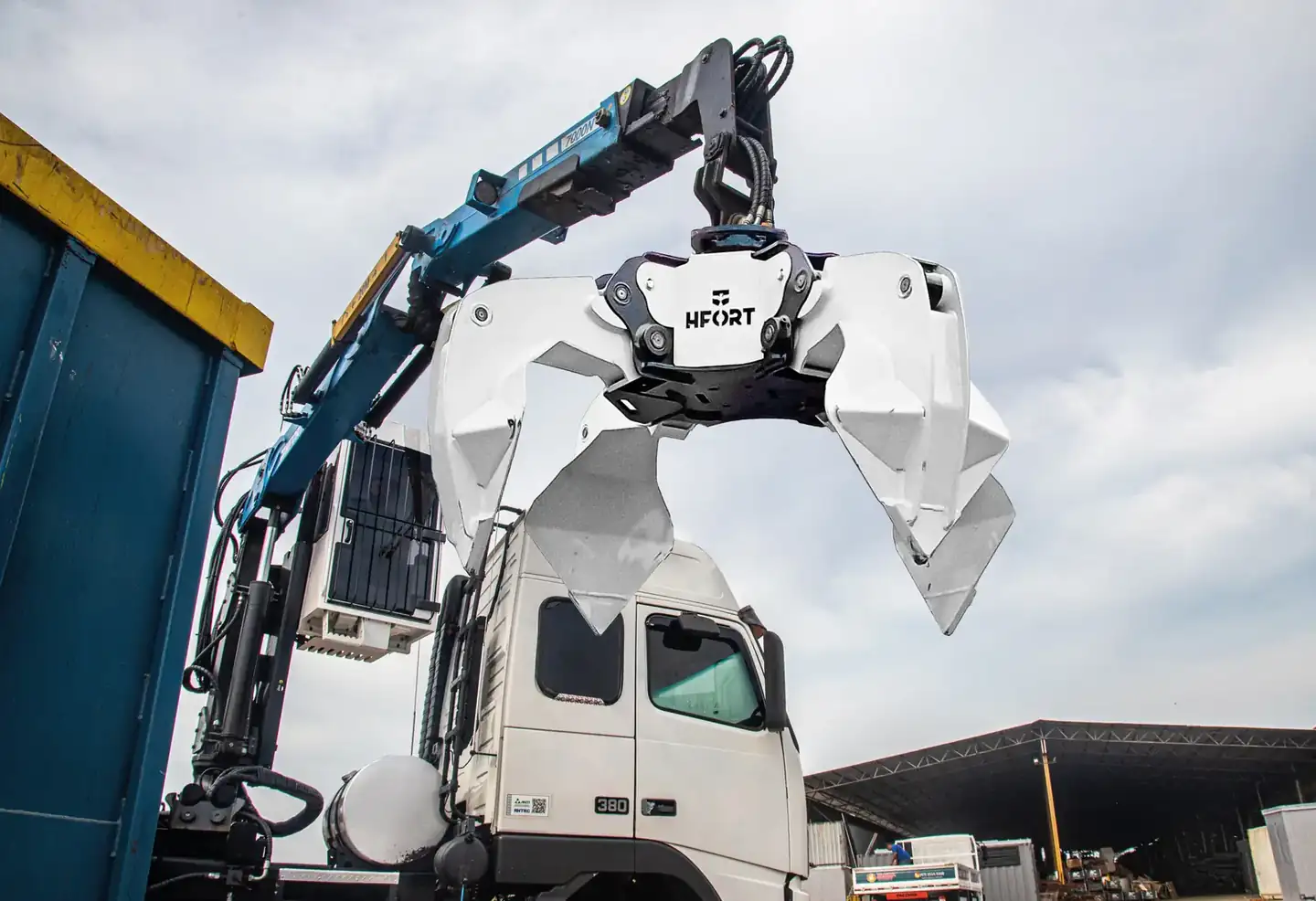 Garra Sucateira 450 L