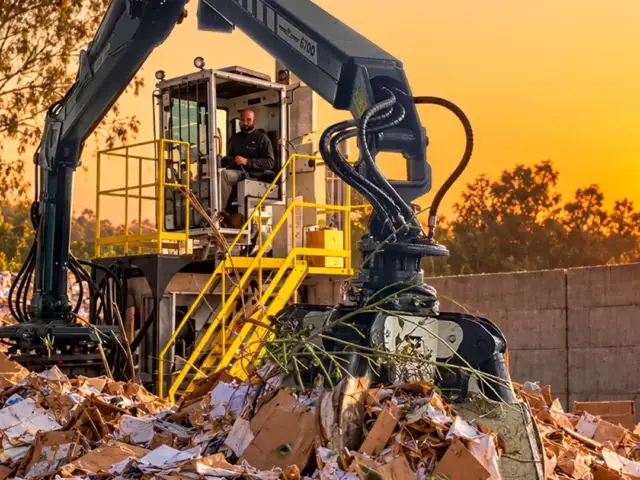 TITAN 6700